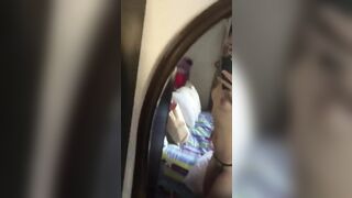 Em gái dâm khoe dáng xong tự móc lồn mới cạo lông