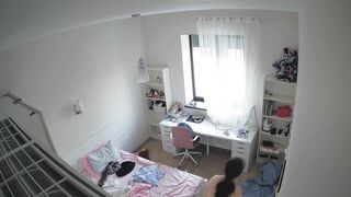 Hack Camera Phòng ngủ gái teen