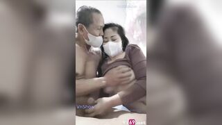 Các cụ hồi xuân chơi khỏe quá quay phim chuyên nghiệp hơn con cháu 2