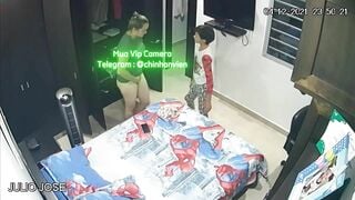 Hack Camera Bà Mẹ Dâm Đãng Nude Móc Lồn