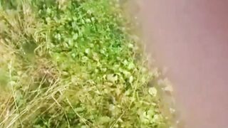 Giật nảy khi tên biến thái tiến tới xuất tinh