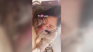 Em teen kính cận trong bộ đồ công sở lần nào anh cũng quay mặt em p2
