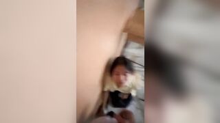 Bắn tinh vào mặt em học sinh mới lớn dâm đãng
