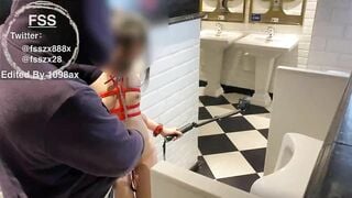 Em loli mình dây dâm đãng thích vào nhà vệ sinh nam câm chim cho người lạ đái dâm