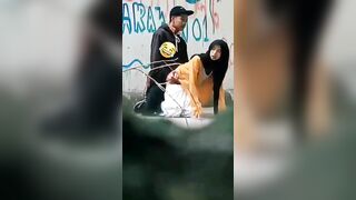 Quay lén địt em sinh viên ngay ngoài đường dâm đãng kích thích siêu dâm hàng ngon