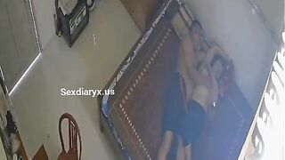 Em vợ cô đơn nên anh rể an ủi