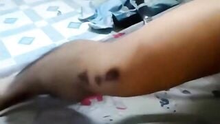 Chồng dân vợ đi chơi xong vào nhà nghỉ cho bạn thân địt tê lồn dâm đãng kích thích