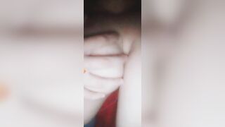 Em này show vú