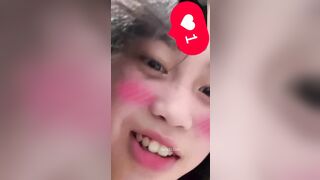 Sex Nữ Sinh Vừa Tắm Vừa Chat Sex Với Thằng Bạn Hàng Họ Ngon Vãi