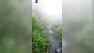 Chịch public em giữa đường mặc trời mưa bão 2