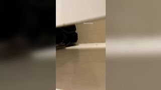 Sex Cặp Đôi Nữ Sinh Địt Nhau Trong Toilet Siêu Thị