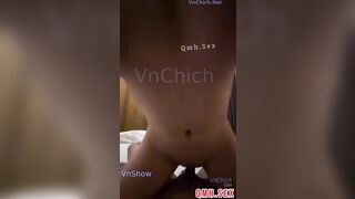 Đi hát chén luôn được bé tay vịn 2k4 tóc vàng vú căng doggy cưỡi ngựa sướng cà hẫy vú