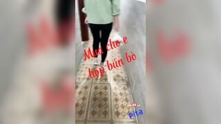 Mua tặng Em Bún Bò huế, Được E Mặc Legging Dẫn về trọ Lút Cán Djt Nhau sướng vl