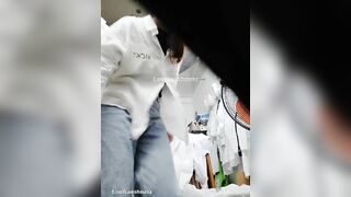 Y tá bác sĩ mà còn public trong bệnh viện như thế là thua rồi