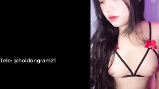 Địt em Huyền Trang xinh gái 10 điểm