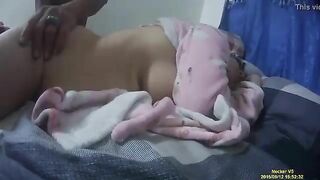 Lén địt chị dâu chubby vú to mông bự đang ngủ say