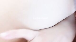 Vào rẫy public show lồn ông chủ rẫy đến hỏi mua dâm 700k và đồng ý