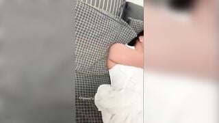 Chia tay ny uống rượu say nứng lồn cho thằng bạn thân địt tê lồn dâm đãng
