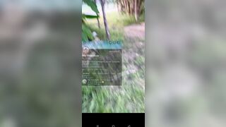 Nhờ người lạ chụp hình em