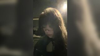 Em gái kính cận dâm đãng livetream show lồn thủ dâm trên xe taxi gạ địt lun tài xế p1