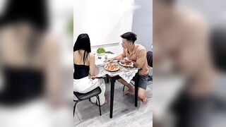Rủ bạn thân sang nhà nhậu rồi đụ nó luôn