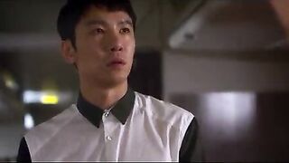 Vụng trộm nhà vệ sinh sex