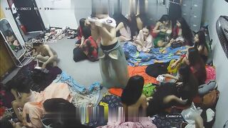Sex Bí Mật Bên Trong Phòng Thay Đồ Tay Vịn Quán Karaoke