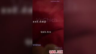 Chuốc say con bạn thân rồi bất ngờ đưa tay móc lồn mạnh bạo . Làm em nó lên đỉnh bắn 3
