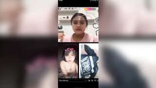 Đêm đến lên ig khoe vú cùng hội chị em