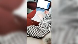 Nghịch lồn công cộng