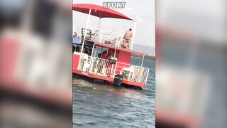Tổng hợp bị bắt gặp lúc đụ, thủ dâm 11