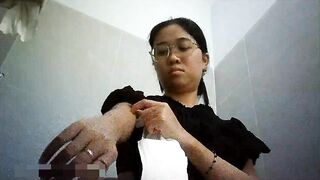 Quay lén WC nữ 3