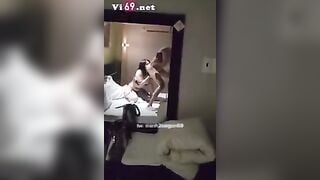 Xăm Kín Lưng Cho chị khách, Được Chị Gạ vào KS Djt Nhau Lút Cán Free lên mực