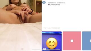 Teen show cho người lạ trên minichat