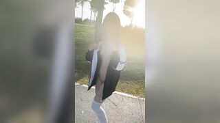 Em sinh viên mình dây khoe hàng ở sân trường hàng non mới nhú dâm đãng