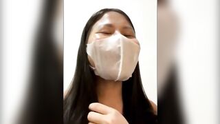 Em gái nứng lồn show hàn nơi công cộng