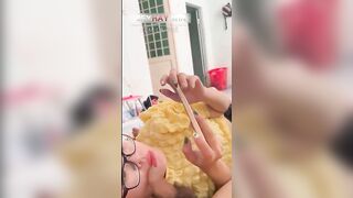 Độc lạ, Em Vừa chơi FF vừa Bú Cu rên Rỉ còn Bật Mic Cho đồng đội nghe