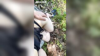 Lên Núi Bắt E Người Yêu Bú Cu, Nuốt Tinh Trùng djt nhau thì bị phát hiện