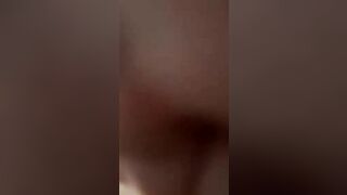 Rên la trong cơn nứng