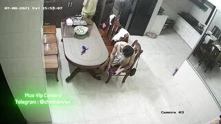 Hack Camera Chị Gái Bán Rau Thay Đồ