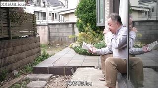 chuốc say bé gái hàng xóm rồi đụ