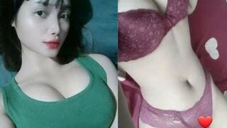 Sex Hồng Phương Tự Tin Khoe Clip Sex Của Mình Lên Mạng