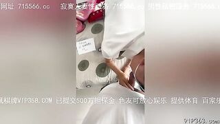 Đụ bé học sinh trung quốc bắn vào lồn e còn quay video bán lên mạng