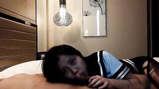 Lén Mò Lồn E Học Sinh Ngủ say, Móc Lồn được e nứng cho lút cán djt Xuất Tinh vào Lồn