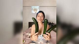 Thánh nữ dâm Hà My