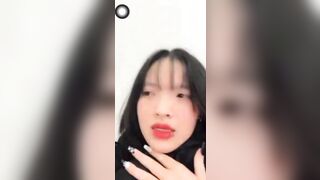 Gái việt khoe người yêu là mới xỏ khuyên ????