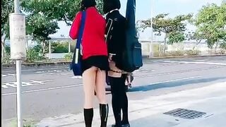 Em em học sinh mình dây phụt nước lồn ngoài đường dâm đãng kích thích