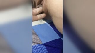 Vụng trộm với Em Hoa,là cô em họ khi Bố mẹ em vắng nhà