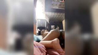 Cặp vợ chồng mới cưới quay clip dập nhau cực sung để làm kỷ niệm ngày cưới