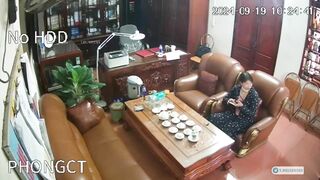 Căn phòng hot thầy hiệu trưởng trong thời gian qua